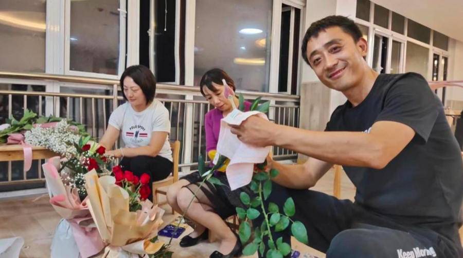 乡村教育者手记|齐志洁:追随光、成为光、散发光休闲区蓝鸢梦想 - Www.slyday.coM 乡村教育者手记|齐志洁:追随光、成为光、散发光休闲区蓝鸢梦想 - Www.slyday.coM