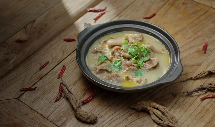 《傲椒的湘菜》第二季今晚开餐,不怕辣的干饭人请上座休闲区蓝鸢梦想 - Www.slyday.coM 《傲椒的湘菜》第二季今晚开餐,不怕辣的干饭人请上座休闲区蓝鸢梦想 - Www.slyday.coM