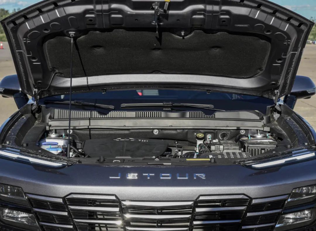 10万级SUV卷王之争,欧尚Z6对比捷途大圣