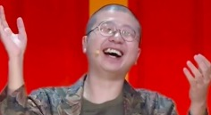 《脱口秀大会》领笑员槽点满满,是李诞想看到的休闲区蓝鸢梦想 - Www.slyday.coM 《脱口秀大会》领笑员槽点满满,是李诞想看到的休闲区蓝鸢梦想 - Www.slyday.coM