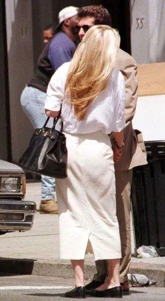 我们迷恋Lemaire、The Row、old CELINE,迷恋的是一种叫做“日常高级感”的风格休闲区蓝鸢梦想 - Www.slyday.coM 我们迷恋Lemaire、The Row、old CELINE,迷恋的是一种叫做“日常高级感”的风格休闲区蓝鸢梦想 - Www.slyday.coM