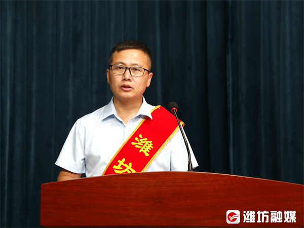 致敬!8休闲区蓝鸢梦想 - Www.slyday.coM 致敬!8休闲区蓝鸢梦想 - Www.slyday.coM