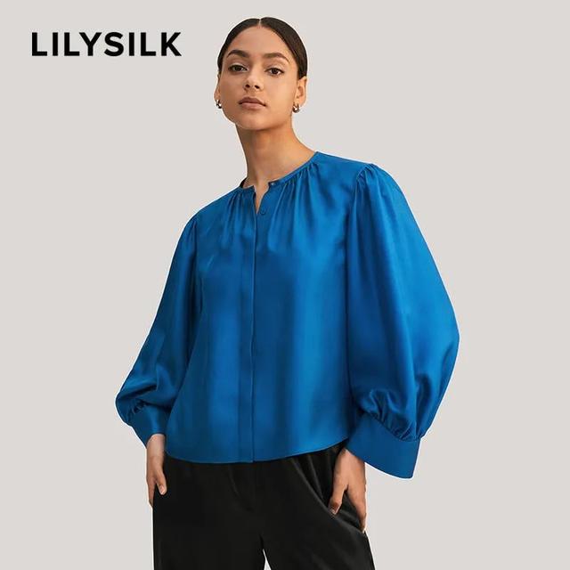 我们迷恋Lemaire、The Row、old CELINE,迷恋的是一种叫做“日常高级感”的风格休闲区蓝鸢梦想 - Www.slyday.coM 我们迷恋Lemaire、The Row、old CELINE,迷恋的是一种叫做“日常高级感”的风格休闲区蓝鸢梦想 - Www.slyday.coM