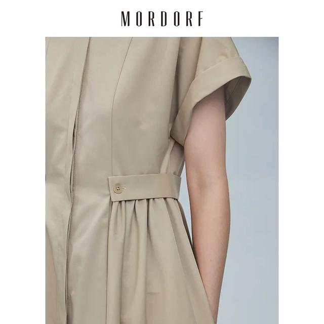 我们迷恋Lemaire、The Row、old CELINE,迷恋的是一种叫做“日常高级感”的风格休闲区蓝鸢梦想 - Www.slyday.coM 我们迷恋Lemaire、The Row、old CELINE,迷恋的是一种叫做“日常高级感”的风格休闲区蓝鸢梦想 - Www.slyday.coM