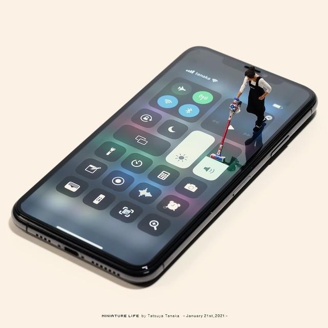 iOS创意视频火爆全网 网友:这手机系统够我玩一整天了休闲区蓝鸢梦想 - Www.slyday.coM iOS创意视频火爆全网 网友:这手机系统够我玩一整天了休闲区蓝鸢梦想 - Www.slyday.coM