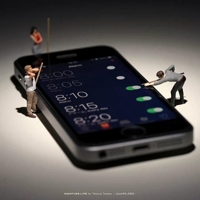 iOS创意视频火爆全网 网友:这手机系统够我玩一整天了休闲区蓝鸢梦想 - Www.slyday.coM iOS创意视频火爆全网 网友:这手机系统够我玩一整天了休闲区蓝鸢梦想 - Www.slyday.coM