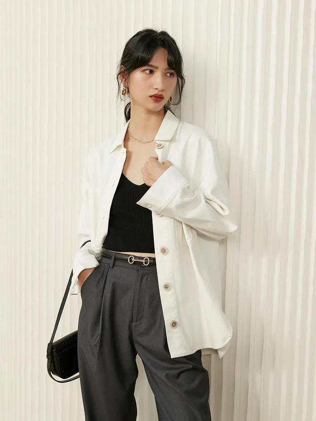 我们迷恋Lemaire、The Row、old CELINE,迷恋的是一种叫做“日常高级感”的风格休闲区蓝鸢梦想 - Www.slyday.coM 我们迷恋Lemaire、The Row、old CELINE,迷恋的是一种叫做“日常高级感”的风格休闲区蓝鸢梦想 - Www.slyday.coM