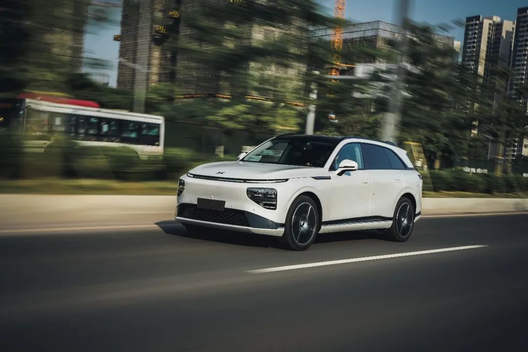 50万以内最好SUV?售价30.99休闲区蓝鸢梦想 - Www.slyday.coM 50万以内最好SUV?售价30.99休闲区蓝鸢梦想 - Www.slyday.coM