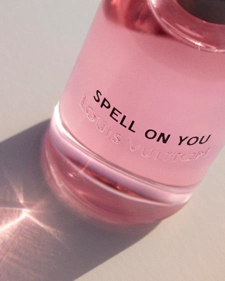 LV 恋印香水 最接近暧昧的香气休闲区蓝鸢梦想 - Www.slyday.coM LV 恋印香水 最接近暧昧的香气休闲区蓝鸢梦想 - Www.slyday.coM