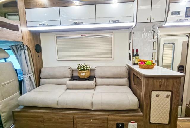 拓锐斯特房车海王星1号,在旅途中寻找自己的孤独星球休闲区蓝鸢梦想 - Www.slyday.coM 拓锐斯特房车海王星1号,在旅途中寻找自己的孤独星球休闲区蓝鸢梦想 - Www.slyday.coM