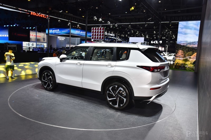 已开启盲订 全新三菱欧蓝德将于9月30日开启预售休闲区蓝鸢梦想 - Www.slyday.coM 已开启盲订 全新三菱欧蓝德将于9月30日开启预售休闲区蓝鸢梦想 - Www.slyday.coM