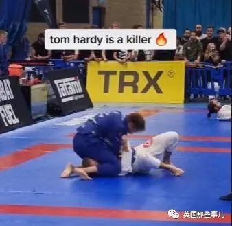 汤姆哈迪偷偷来英国报了个柔术比赛,真拿了冠军!人家这是真能打的啊...休闲区蓝鸢梦想 - Www.slyday.coM 汤姆哈迪偷偷来英国报了个柔术比赛,真拿了冠军!人家这是真能打的啊...休闲区蓝鸢梦想 - Www.slyday.coM