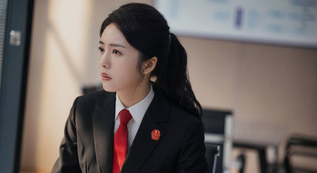 靳东新剧真实还原烟火气,《底线》挺“上头”休闲区蓝鸢梦想 - Www.slyday.coM 靳东新剧真实还原烟火气,《底线》挺“上头”休闲区蓝鸢梦想 - Www.slyday.coM