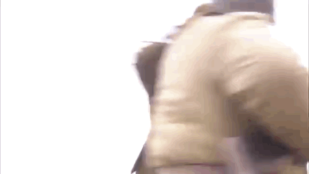 为爱孤身走“暗巷”,他们是真正的“孤勇者”!休闲区蓝鸢梦想 - Www.slyday.coM 为爱孤身走“暗巷”,他们是真正的“孤勇者”!休闲区蓝鸢梦想 - Www.slyday.coM