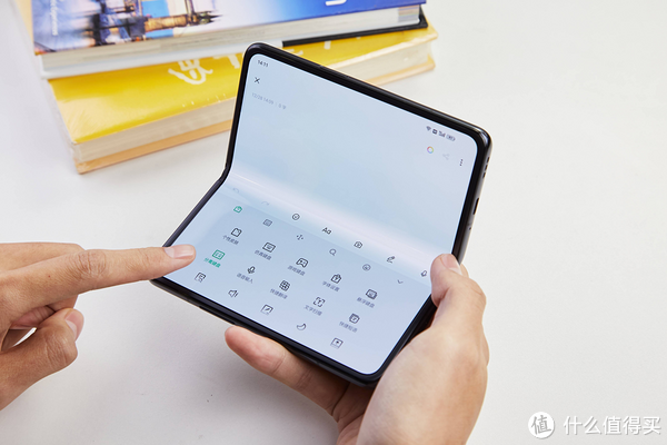 三星折叠屏欧洲销量翻倍,如果让你选择,你会使用折叠屏手机吗?休闲区蓝鸢梦想 - Www.slyday.coM 三星折叠屏欧洲销量翻倍,如果让你选择,你会使用折叠屏手机吗?休闲区蓝鸢梦想 - Www.slyday.coM