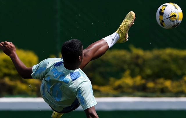 接班罗纳尔多!16岁天才迎皇萨哄抢,113场87球,六千万值得么?休闲区蓝鸢梦想 - Www.slyday.coM 接班罗纳尔多!16岁天才迎皇萨哄抢,113场87球,六千万值得么?休闲区蓝鸢梦想 - Www.slyday.coM