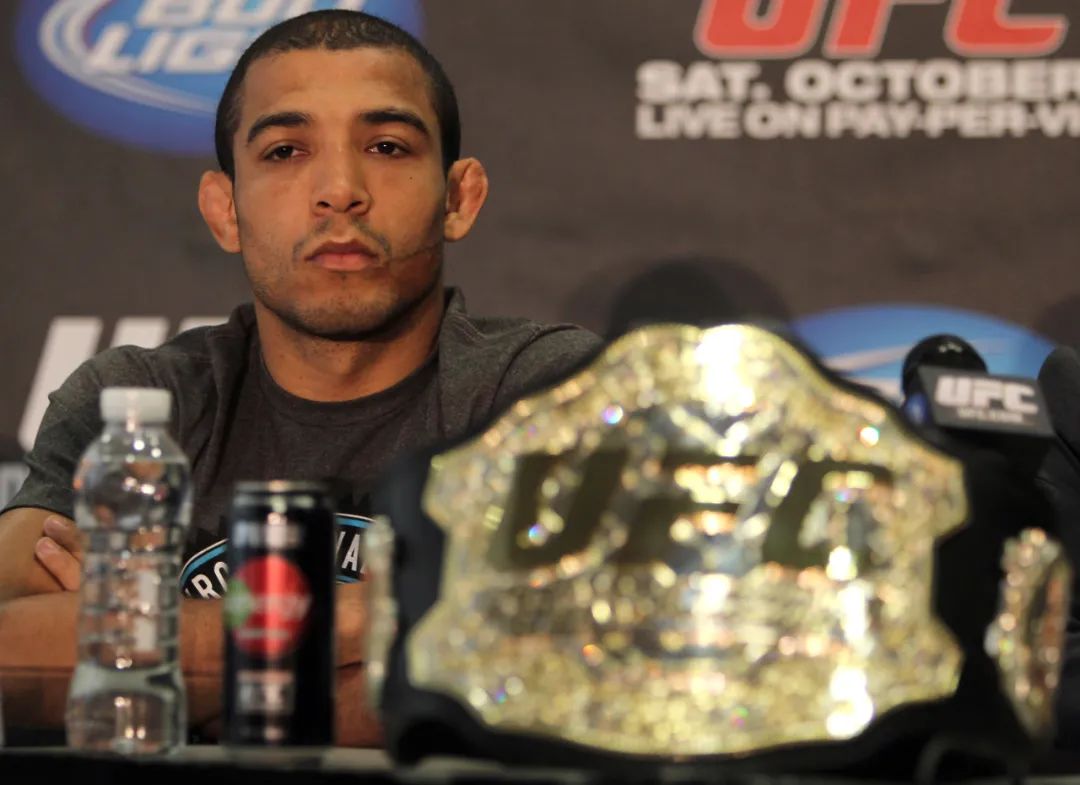 很多人只记得他13秒被KO,却忘了他曾十年不败!休闲区蓝鸢梦想 - Www.slyday.coM 很多人只记得他13秒被KO,却忘了他曾十年不败!休闲区蓝鸢梦想 - Www.slyday.coM