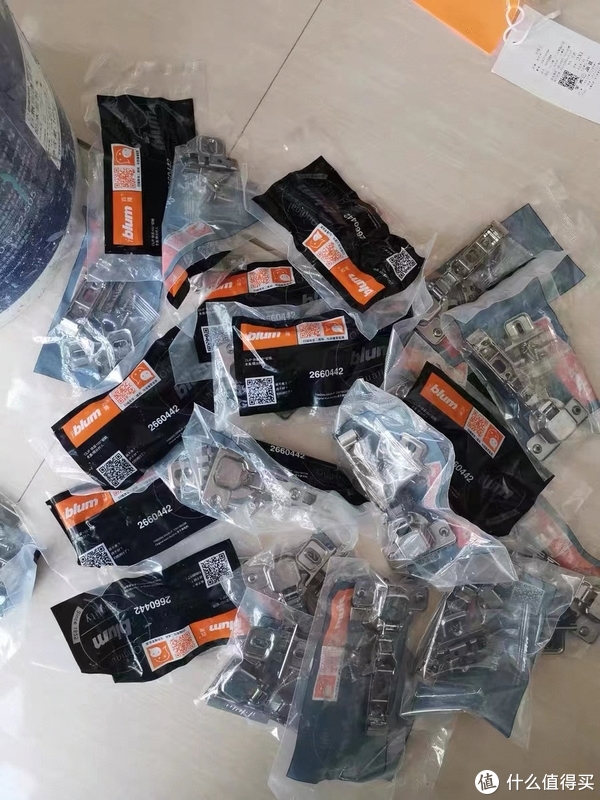 必须提前知道,“全屋定制柜子”的安装细节,真真的是经验和教训休闲区蓝鸢梦想 - Www.slyday.coM 必须提前知道,“全屋定制柜子”的安装细节,真真的是经验和教训休闲区蓝鸢梦想 - Www.slyday.coM