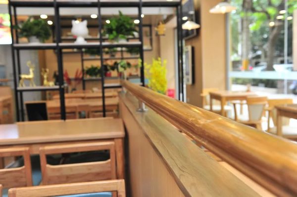 有颜值还引入“互联网+智慧助餐” 洋泾社区食堂升级回归!休闲区蓝鸢梦想 - Www.slyday.coM 有颜值还引入“互联网+智慧助餐” 洋泾社区食堂升级回归!休闲区蓝鸢梦想 - Www.slyday.coM