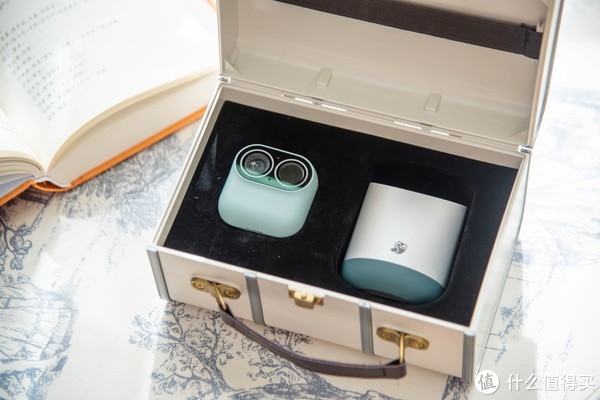 超高的颜值,便利的方式。一种设备,两种体验,小默魔法相机休闲区蓝鸢梦想 - Www.slyday.coM 超高的颜值,便利的方式。一种设备,两种体验,小默魔法相机休闲区蓝鸢梦想 - Www.slyday.coM