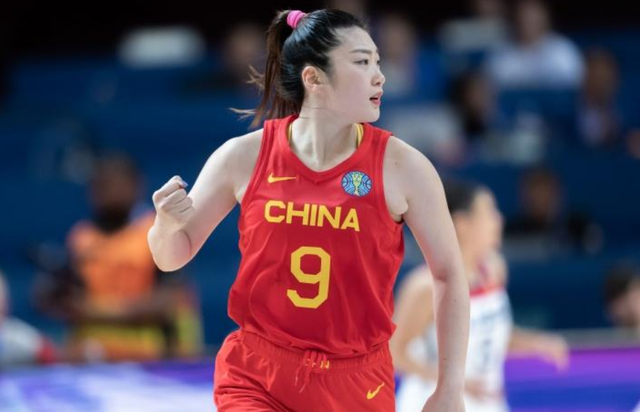 她是女篮的勒布朗梦,曾拒绝WNBA,2次遭遇大伤,依旧成巨星休闲区蓝鸢梦想 - Www.slyday.coM 她是女篮的勒布朗梦,曾拒绝WNBA,2次遭遇大伤,依旧成巨星休闲区蓝鸢梦想 - Www.slyday.coM