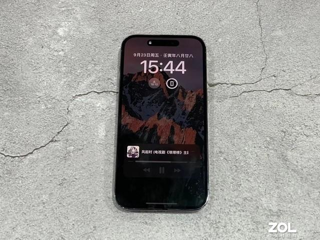 令人失望的不止灵动岛 iPhone 14 Pro评测休闲区蓝鸢梦想 - Www.slyday.coM 令人失望的不止灵动岛 iPhone 14 Pro评测休闲区蓝鸢梦想 - Www.slyday.coM