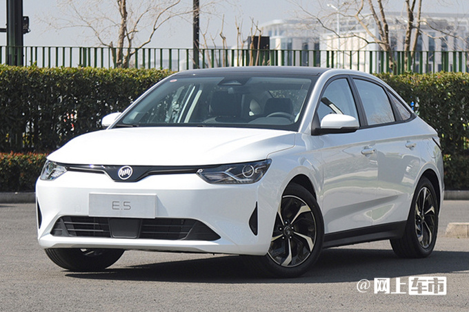 威马一年亏82亿,创始人沈晖年薪12.6亿元休闲区蓝鸢梦想 - Www.slyday.coM 威马一年亏82亿,创始人沈晖年薪12.6亿元休闲区蓝鸢梦想 - Www.slyday.coM