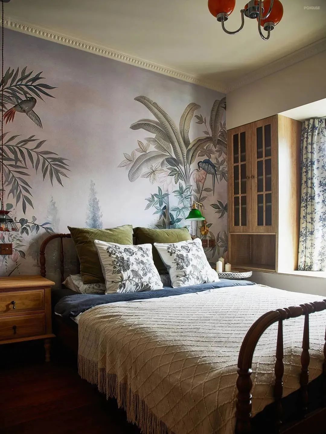 大胆红配绿竟也很时髦?北京150㎡法式中国风,装出了油画般的高级感休闲区蓝鸢梦想 - Www.slyday.coM 大胆红配绿竟也很时髦?北京150㎡法式中国风,装出了油画般的高级感休闲区蓝鸢梦想 - Www.slyday.coM