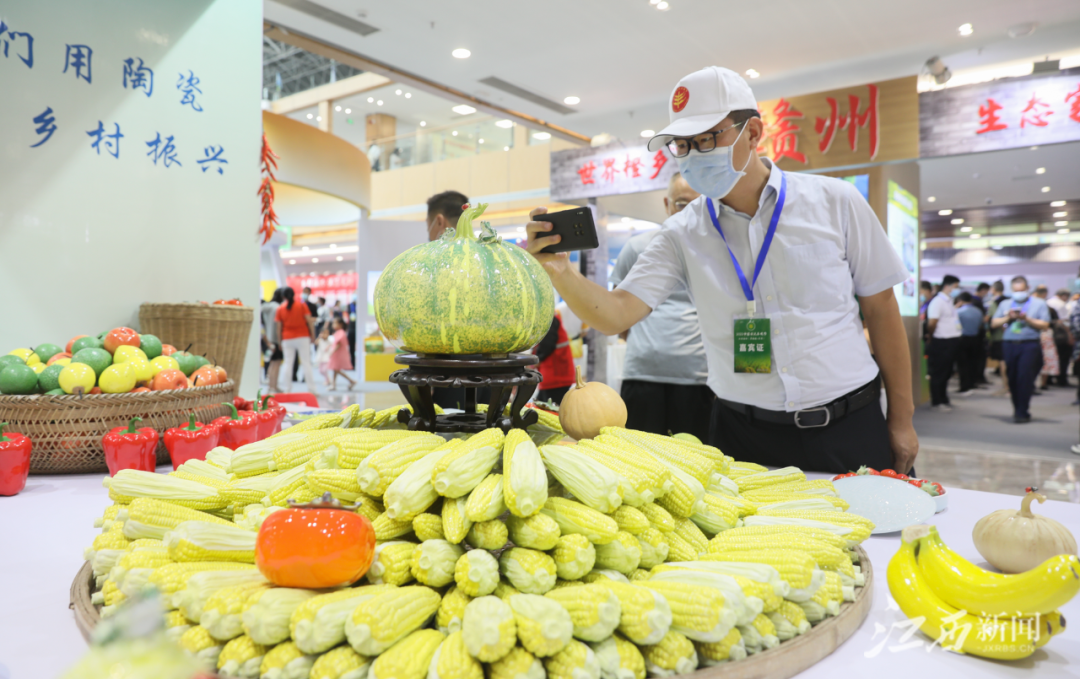 早安,地球村丨“断号”!公安部出手了!休闲区蓝鸢梦想 - Www.slyday.coM 早安,地球村丨“断号”!公安部出手了!休闲区蓝鸢梦想 - Www.slyday.coM