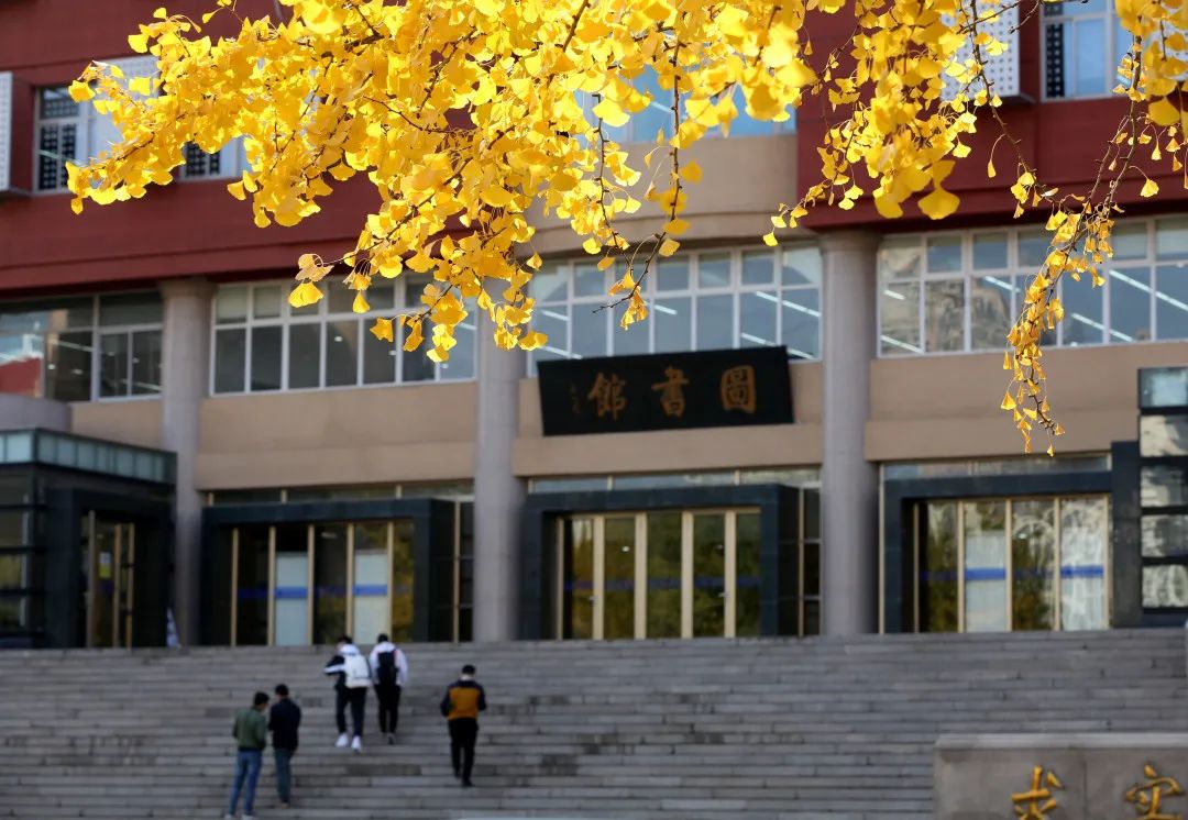 在北京读书上学是一种什么体验?真的太太太太太太...快乐了休闲区蓝鸢梦想 - Www.slyday.coM 在北京读书上学是一种什么体验?真的太太太太太太...快乐了休闲区蓝鸢梦想 - Www.slyday.coM