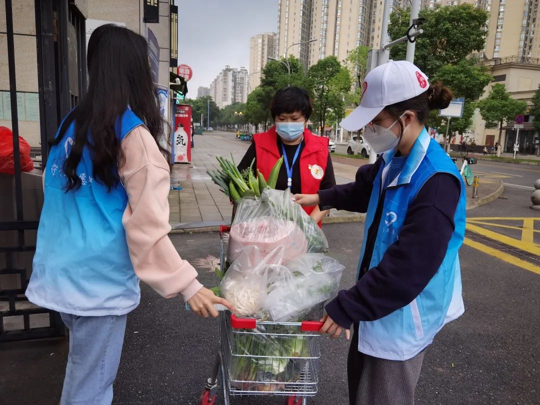 【忠诚铸魂 铁纪担当】“疫”路上有你,苦一点也愿意!“疫”线上的这对母女了不起!休闲区蓝鸢梦想 - Www.slyday.coM 【忠诚铸魂 铁纪担当】“疫”路上有你,苦一点也愿意!“疫”线上的这对母女了不起!休闲区蓝鸢梦想 - Www.slyday.coM