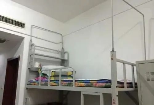 在北京读书上学是一种什么体验?真的太太太太太太...快乐了休闲区蓝鸢梦想 - Www.slyday.coM 在北京读书上学是一种什么体验?真的太太太太太太...快乐了休闲区蓝鸢梦想 - Www.slyday.coM