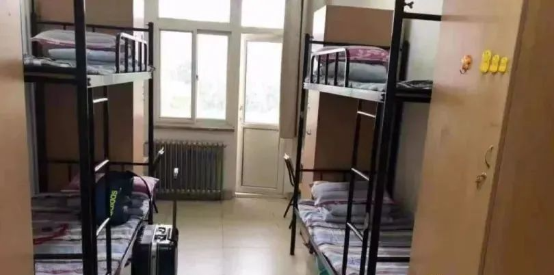 在北京读书上学是一种什么体验?真的太太太太太太...快乐了休闲区蓝鸢梦想 - Www.slyday.coM 在北京读书上学是一种什么体验?真的太太太太太太...快乐了休闲区蓝鸢梦想 - Www.slyday.coM