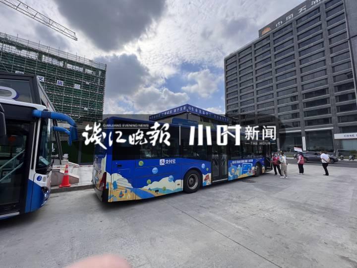 滚动休闲区蓝鸢梦想 - Www.slyday.coM 滚动休闲区蓝鸢梦想 - Www.slyday.coM