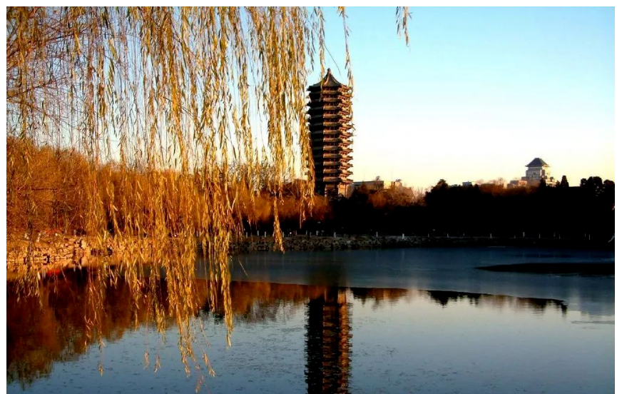 在北京读书上学是一种什么体验?真的太太太太太太...快乐了休闲区蓝鸢梦想 - Www.slyday.coM 在北京读书上学是一种什么体验?真的太太太太太太...快乐了休闲区蓝鸢梦想 - Www.slyday.coM