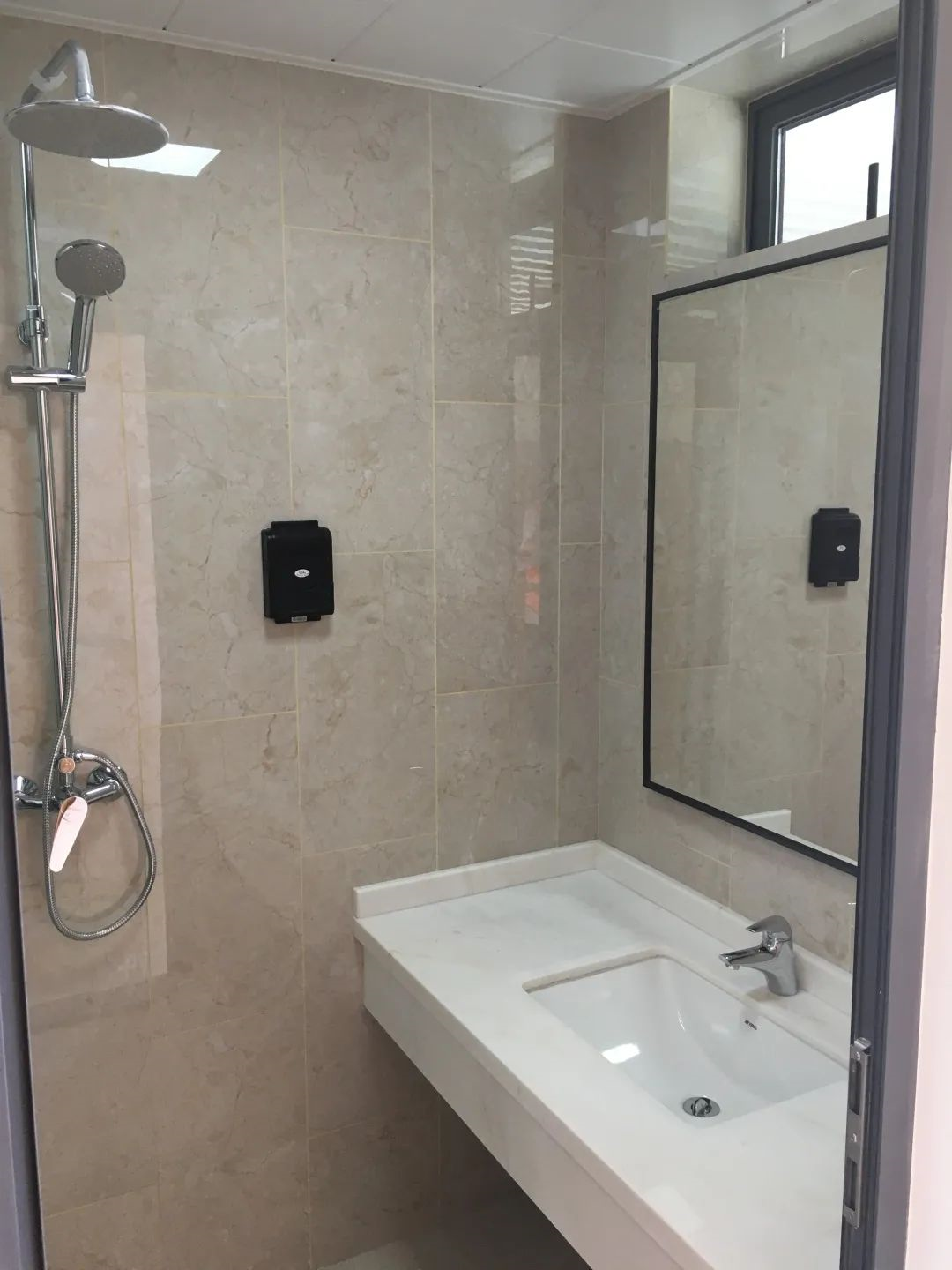 在广东读书上学是一种什么体验?真的太太太太太太...好吃了休闲区蓝鸢梦想 - Www.slyday.coM 在广东读书上学是一种什么体验?真的太太太太太太...好吃了休闲区蓝鸢梦想 - Www.slyday.coM