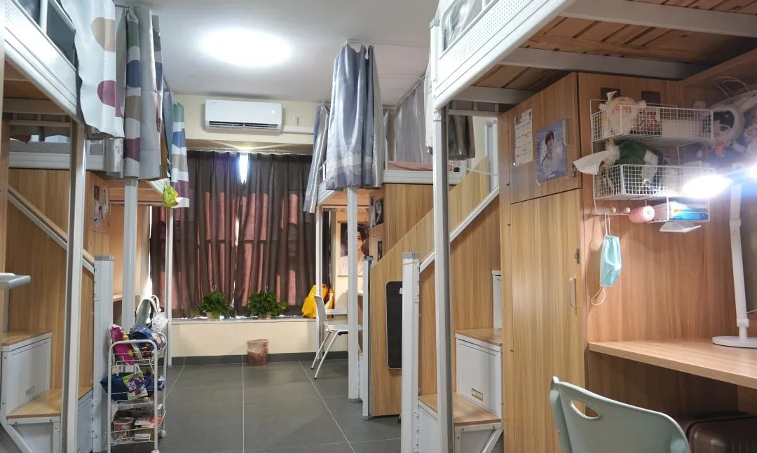 在广东读书上学是一种什么体验?真的太太太太太太...好吃了休闲区蓝鸢梦想 - Www.slyday.coM 在广东读书上学是一种什么体验?真的太太太太太太...好吃了休闲区蓝鸢梦想 - Www.slyday.coM