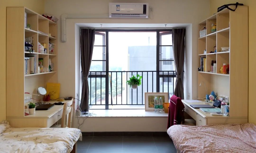 在广东读书上学是一种什么体验?真的太太太太太太...好吃了休闲区蓝鸢梦想 - Www.slyday.coM 在广东读书上学是一种什么体验?真的太太太太太太...好吃了休闲区蓝鸢梦想 - Www.slyday.coM