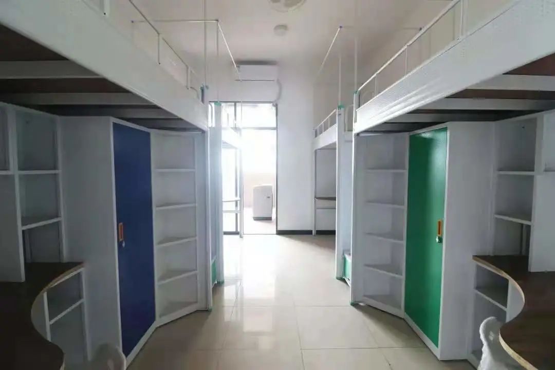 在广东读书上学是一种什么体验?真的太太太太太太...好吃了休闲区蓝鸢梦想 - Www.slyday.coM 在广东读书上学是一种什么体验?真的太太太太太太...好吃了休闲区蓝鸢梦想 - Www.slyday.coM