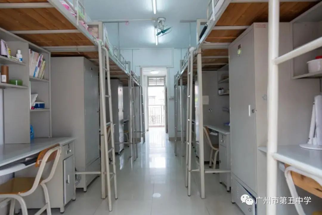 在广东读书上学是一种什么体验?真的太太太太太太...好吃了休闲区蓝鸢梦想 - Www.slyday.coM 在广东读书上学是一种什么体验?真的太太太太太太...好吃了休闲区蓝鸢梦想 - Www.slyday.coM