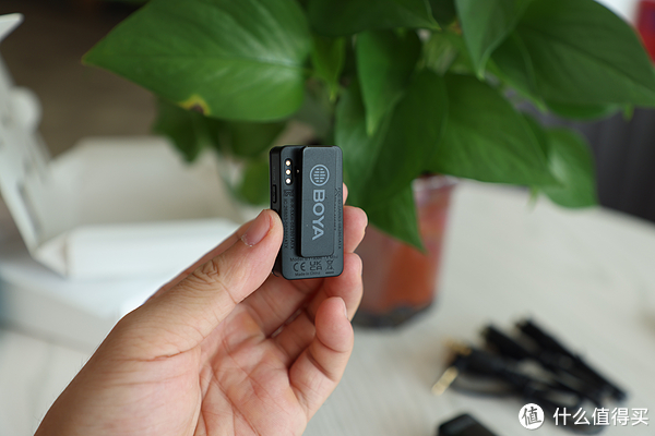 体型小巧却不失专业性!无感佩戴不是梦,好声音的拾取就靠它!BOYA新款无线麦克风XM6休闲区蓝鸢梦想 - Www.slyday.coM 体型小巧却不失专业性!无感佩戴不是梦,好声音的拾取就靠它!BOYA新款无线麦克风XM6休闲区蓝鸢梦想 - Www.slyday.coM