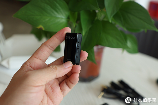 体型小巧却不失专业性!无感佩戴不是梦,好声音的拾取就靠它!BOYA新款无线麦克风XM6休闲区蓝鸢梦想 - Www.slyday.coM 体型小巧却不失专业性!无感佩戴不是梦,好声音的拾取就靠它!BOYA新款无线麦克风XM6休闲区蓝鸢梦想 - Www.slyday.coM