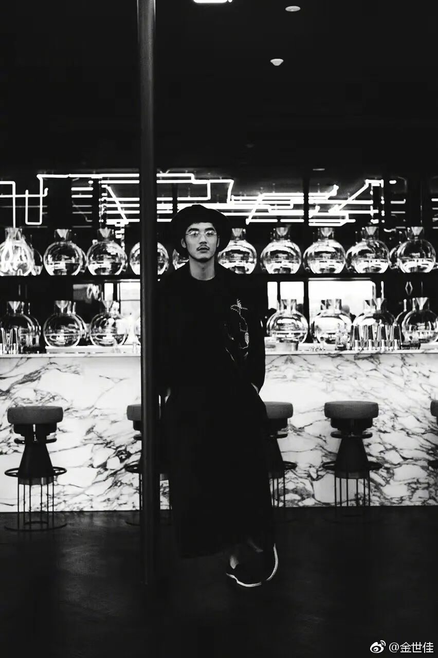 这就是所谓的路人缘吗?休闲区蓝鸢梦想 - Www.slyday.coM 这就是所谓的路人缘吗?休闲区蓝鸢梦想 - Www.slyday.coM