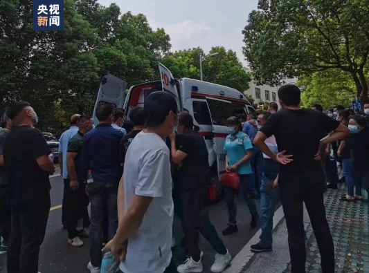 江苏无锡18岁女孩因意外不幸去世 捐献器官救6人休闲区蓝鸢梦想 - Www.slyday.coM 江苏无锡18岁女孩因意外不幸去世 捐献器官救6人休闲区蓝鸢梦想 - Www.slyday.coM