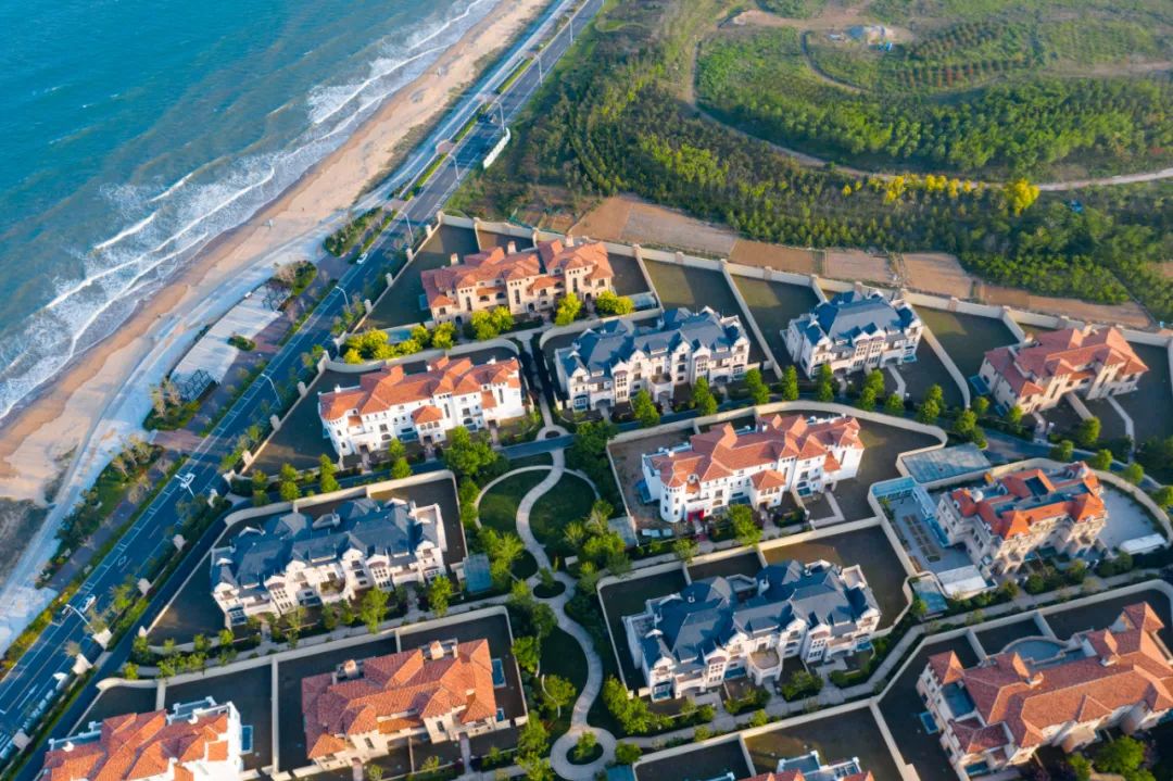 客厅能看海,家家有庭院,青岛海景房天花板!这就是我的“梦中情房”了休闲区蓝鸢梦想 - Www.slyday.coM 客厅能看海,家家有庭院,青岛海景房天花板!这就是我的“梦中情房”了休闲区蓝鸢梦想 - Www.slyday.coM