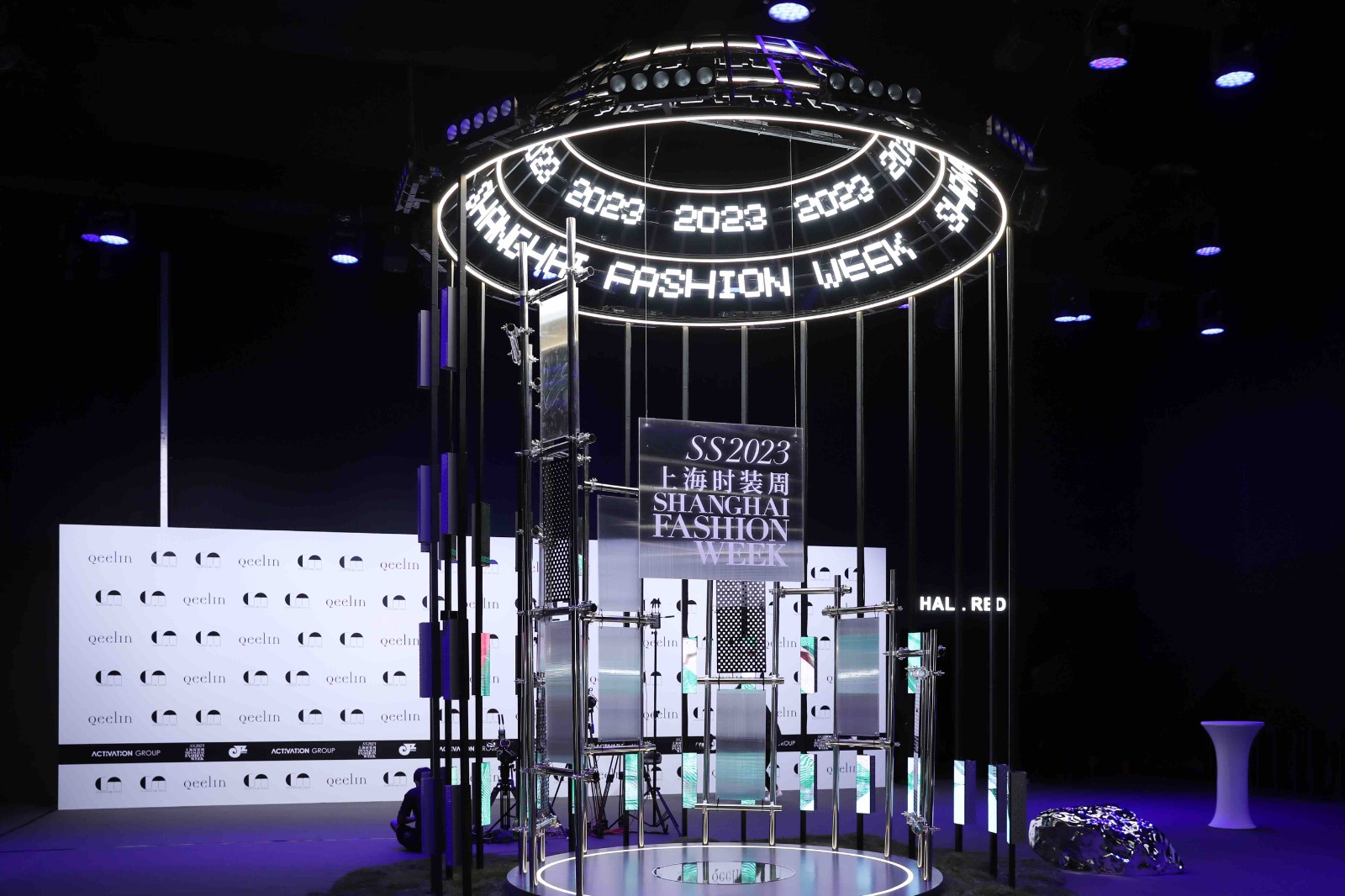 Qeelin倾情助力上海时装周COMME MOI大秀休闲区蓝鸢梦想 - Www.slyday.coM Qeelin倾情助力上海时装周COMME MOI大秀休闲区蓝鸢梦想 - Www.slyday.coM