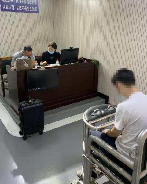 “偷”小说赚了上百万,还找来程序员论文“研究”!这11人栽了插图 “偷”小说赚了上百万,还找来程序员论文“研究”!这11人栽了插图