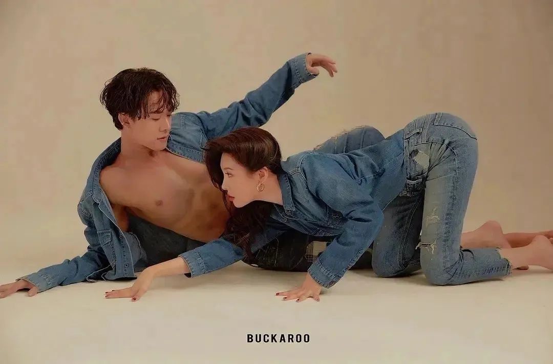 别嗑了,正主都手撕CP粉了...休闲区蓝鸢梦想 - Www.slyday.coM 别嗑了,正主都手撕CP粉了...休闲区蓝鸢梦想 - Www.slyday.coM