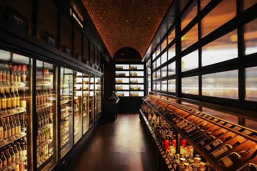 为什么这家帝都爆火餐吧的秋日大餐能让人如此上头?|TO探店休闲区蓝鸢梦想 - Www.slyday.coM 为什么这家帝都爆火餐吧的秋日大餐能让人如此上头?|TO探店休闲区蓝鸢梦想 - Www.slyday.coM