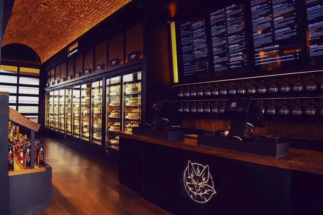 为什么这家帝都爆火餐吧的秋日大餐能让人如此上头?|TO探店休闲区蓝鸢梦想 - Www.slyday.coM 为什么这家帝都爆火餐吧的秋日大餐能让人如此上头?|TO探店休闲区蓝鸢梦想 - Www.slyday.coM